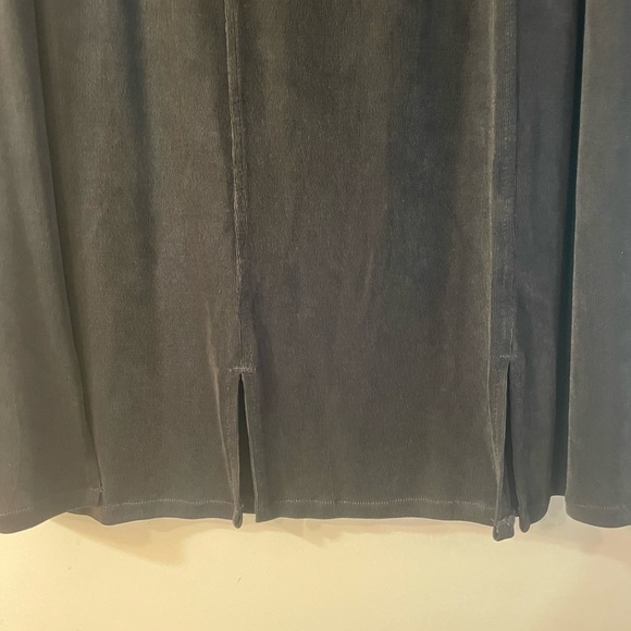 Chico’s Travelers black skirt - Picture 3 of 5